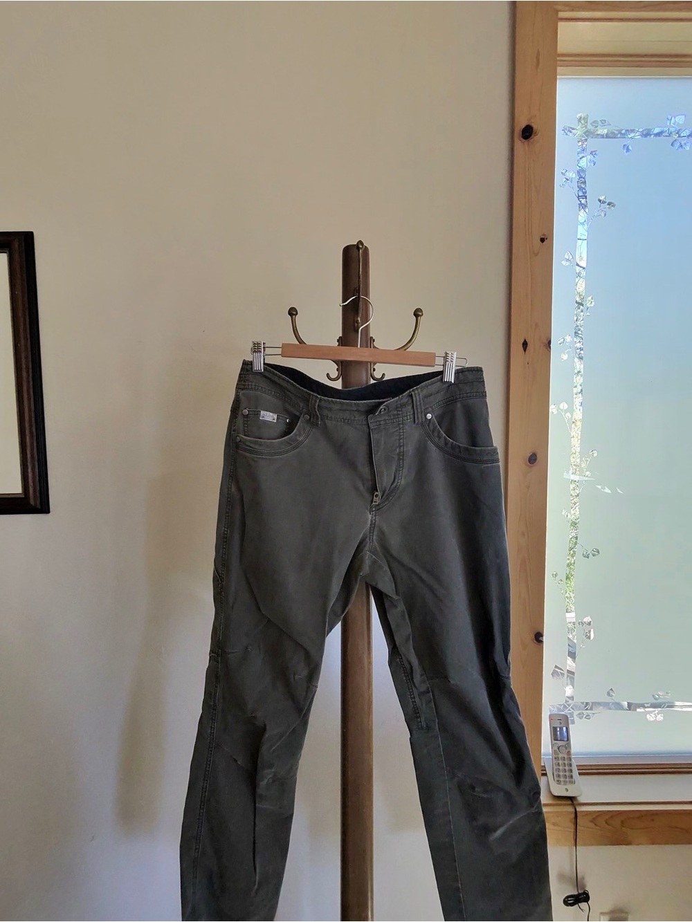 KUHL Men's Olive Green Chinos